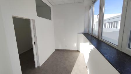 A louer 1897 Bouveret Bureau 3 pi&egrave;ce(s)